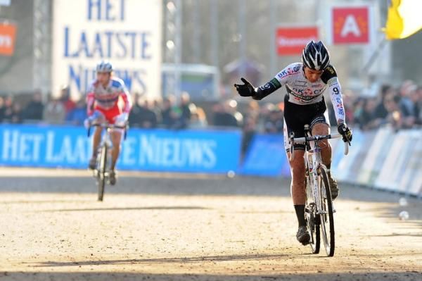 Wietse Bosmans (BKCP-Powerplus) had to settle for second.