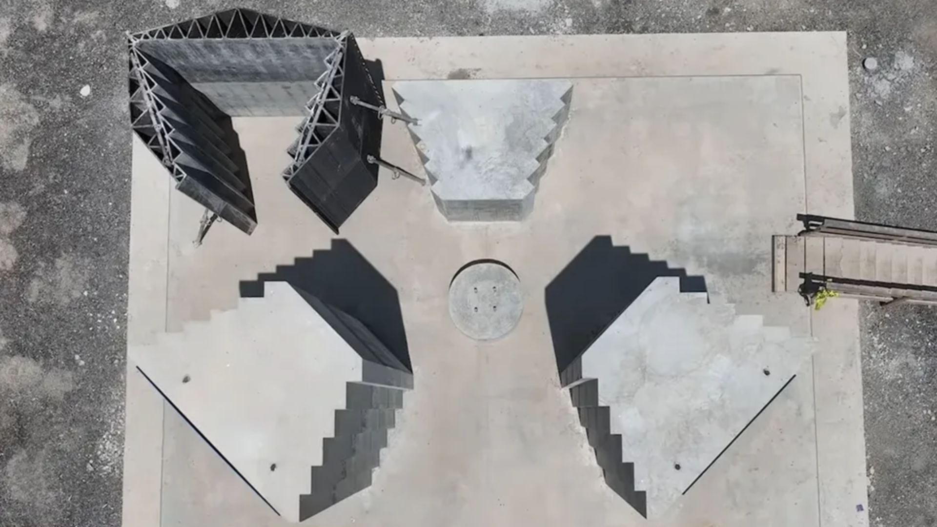 Concrete Shielding Columns for Nuclear Reactor