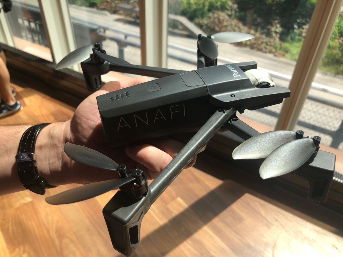 Parrot's Anafi Drone Takes on the DJI Mavic Air | Tom's Guide