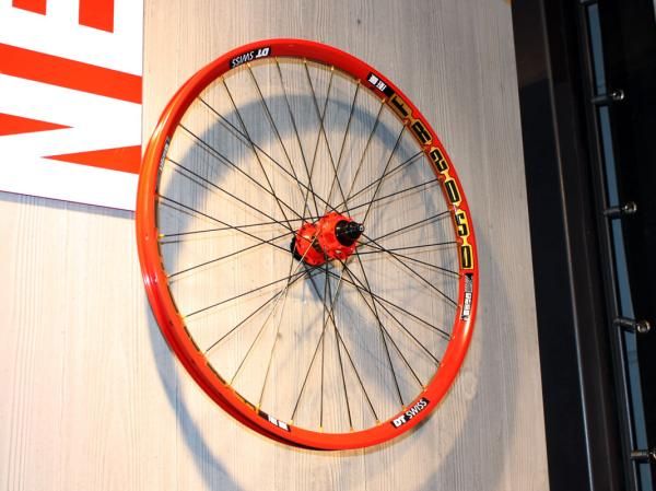 The new FR 2050 wheels are aimed at the freeride crowd with a 32mm-wide rim, full three-cross spoke lacing, and a number of thru-axle hub fitment options.