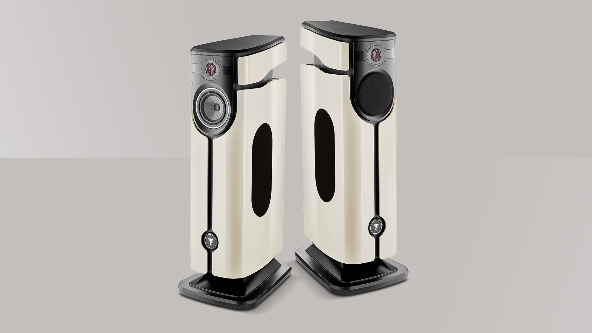 Focal Diva Utopia in white