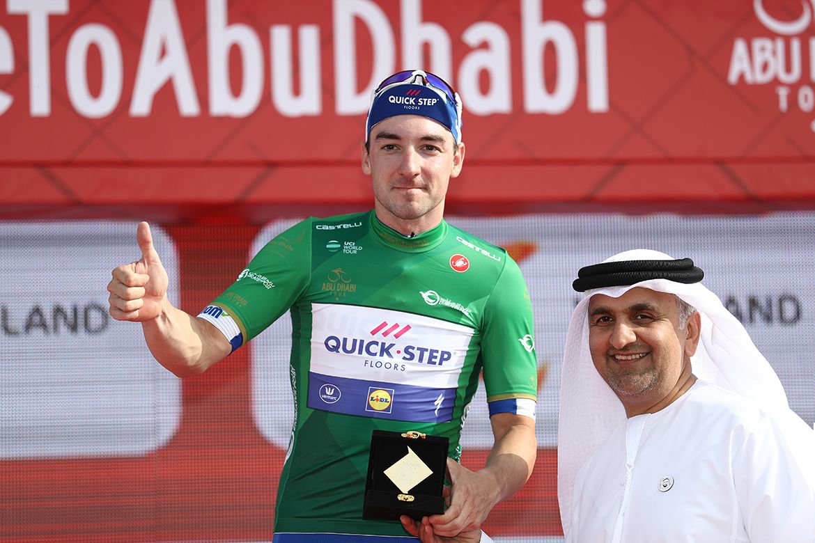 Elia Viviani took the points jersey too