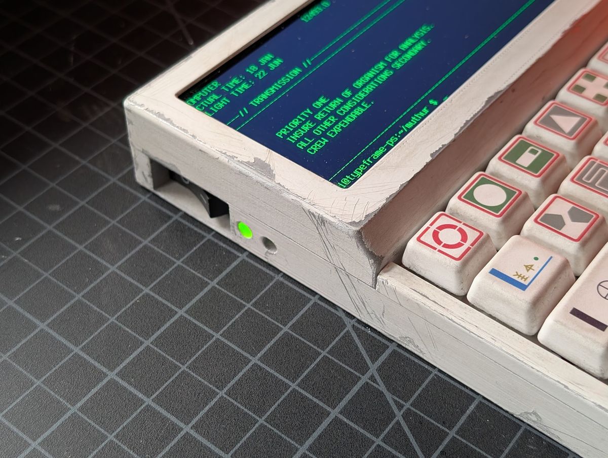 Jeff Merrick's Typeframe PS-85 cyberdeck