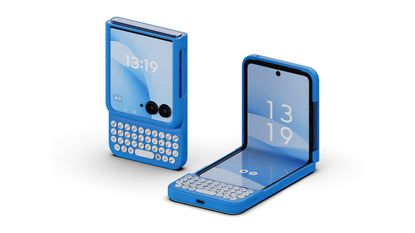 Clicks keyboard case for Motorola's Razr