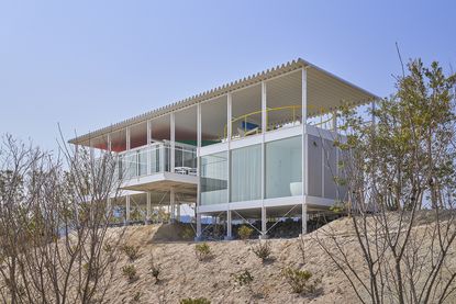 One of the Shigeru Ban houses at the Simose Art Museum, House of Double Roof exterior