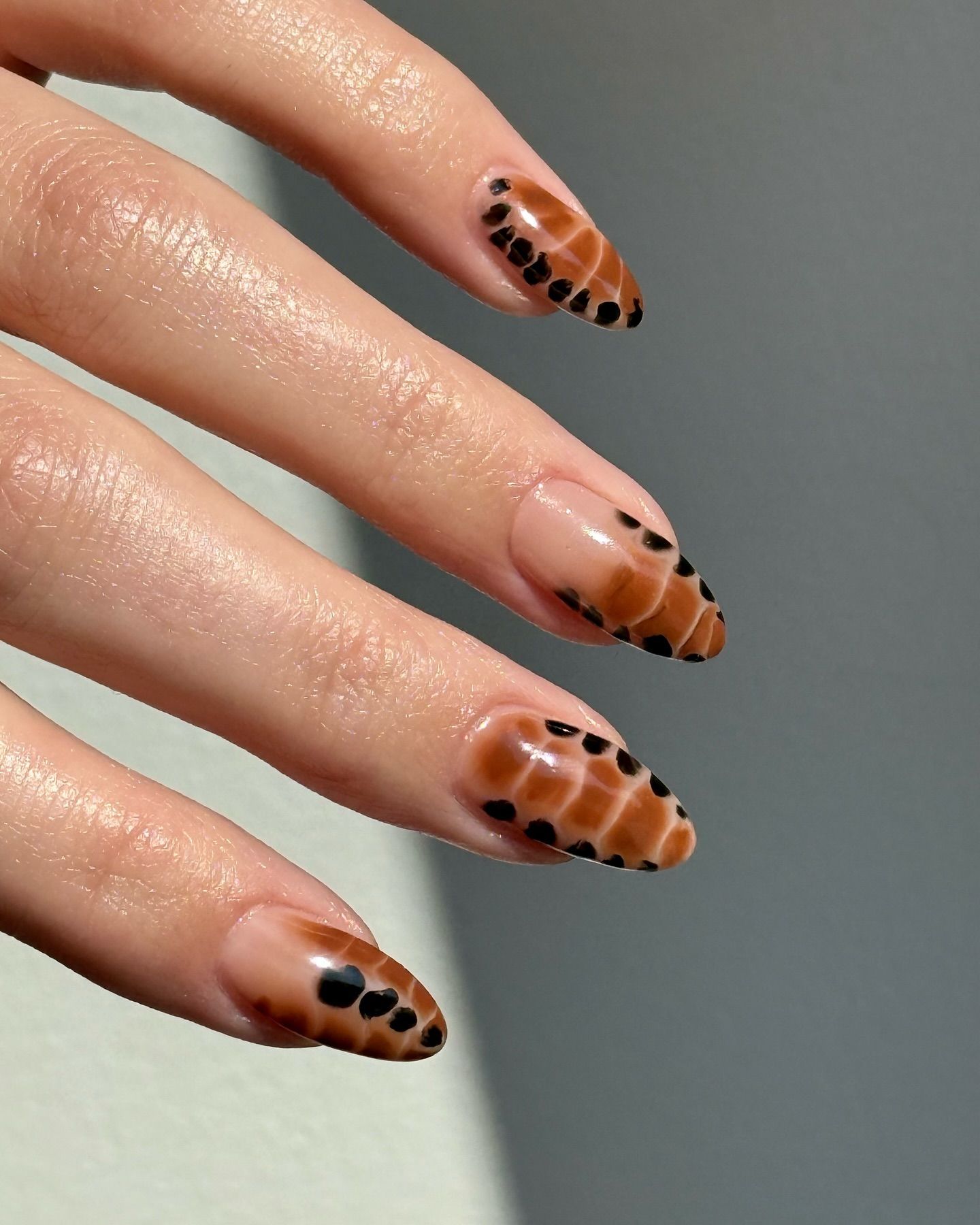 Alligator print nails by Queenie Nguyen