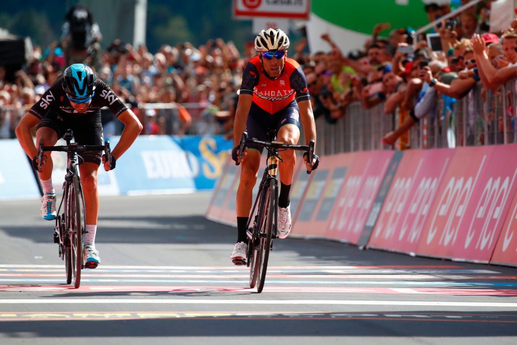 Vincenzo Nibali pips Mikel Landa on stage 16 of the Giro d'Italia