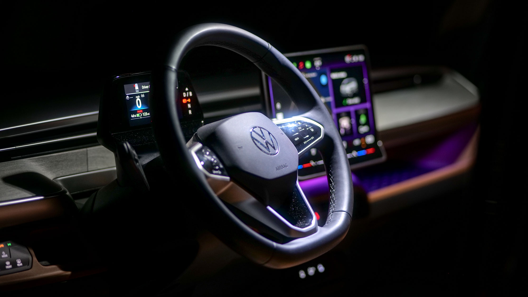 2025 Volkswagen ID. Buzz Pro S Plus 4MOTION test drive.