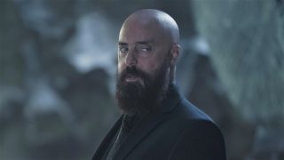 Lex Luthor with big beard in Titans Season 4