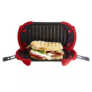 Lakeland in microwave grill with sandwich 