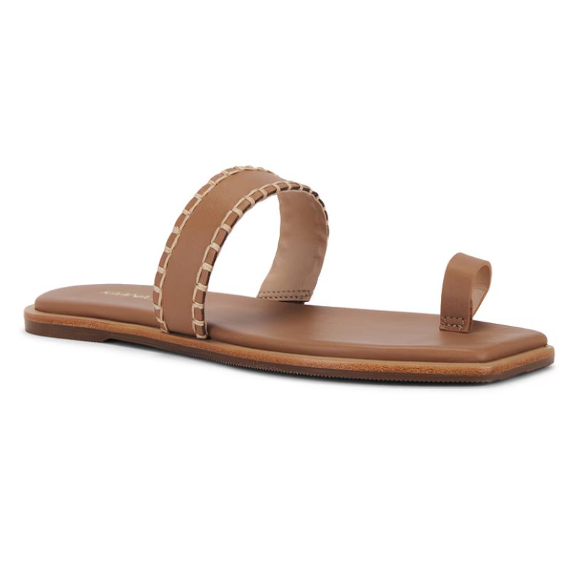 toe loop sandal