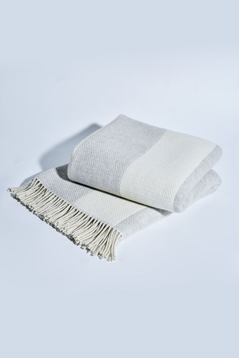 snowe home throw blanket