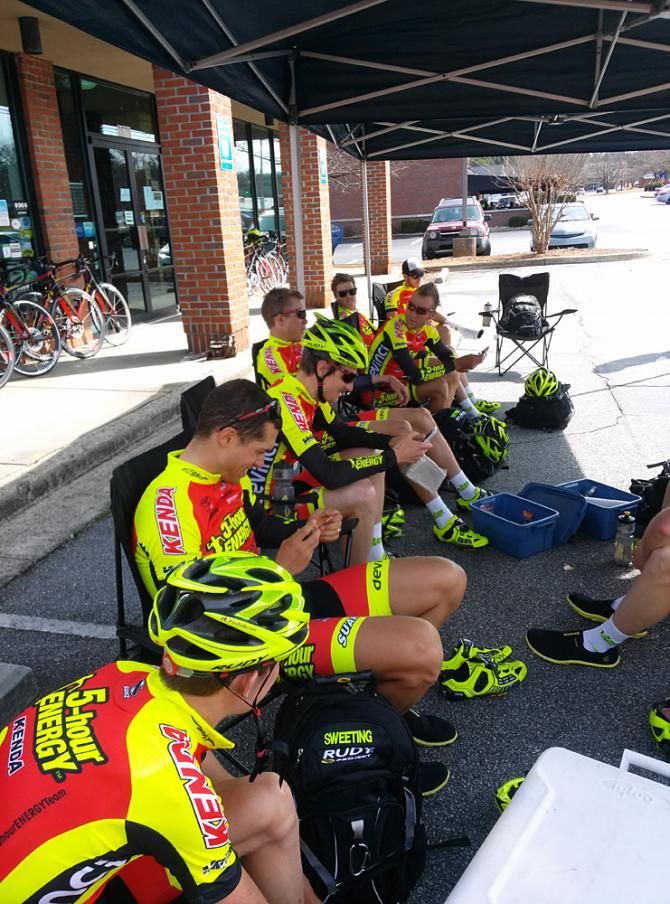 The 2014 5-Hour Energy/Kenda team