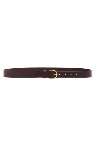 Il Bisonte Classic Calf Leather Buckle Belt on white background