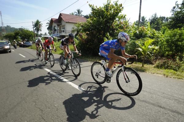 The leading group.