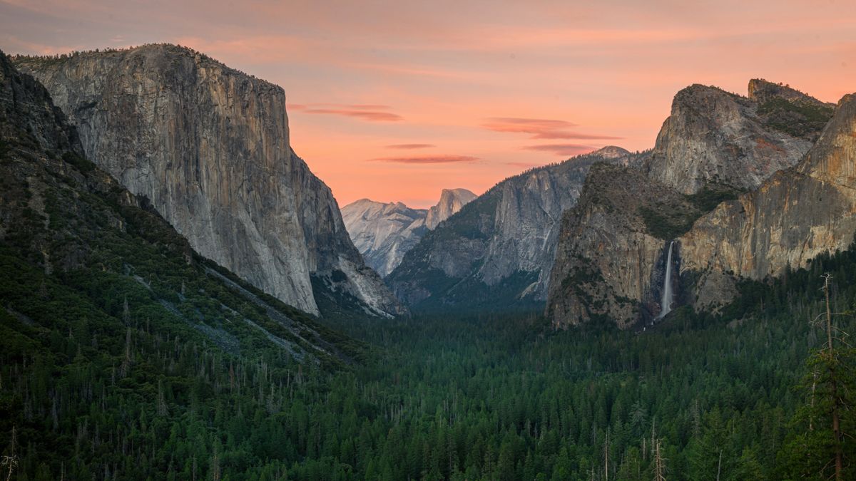 Yosemite's ultra-deep canyon may have been carved in part by a ghost volcano and river, provocative research suggests