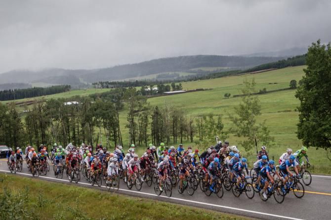 Today's stage passed through green farmlands and rolling hills.