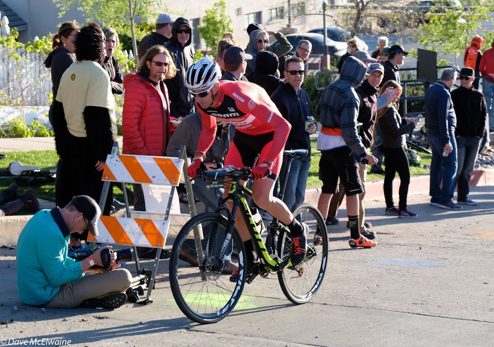 Todd Wells (SRAM-TLD) making a solo breakaway on the climb