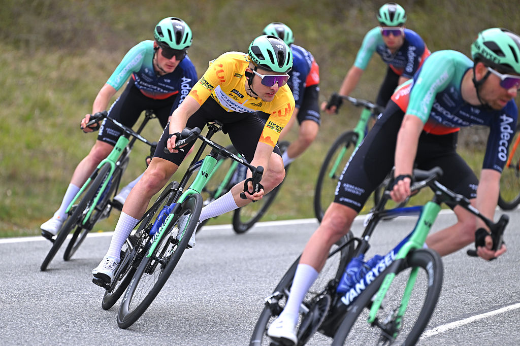 Itzulia Basque Country stage 2 LIVE - Paul Seixas leads the race after attacking on final climb
