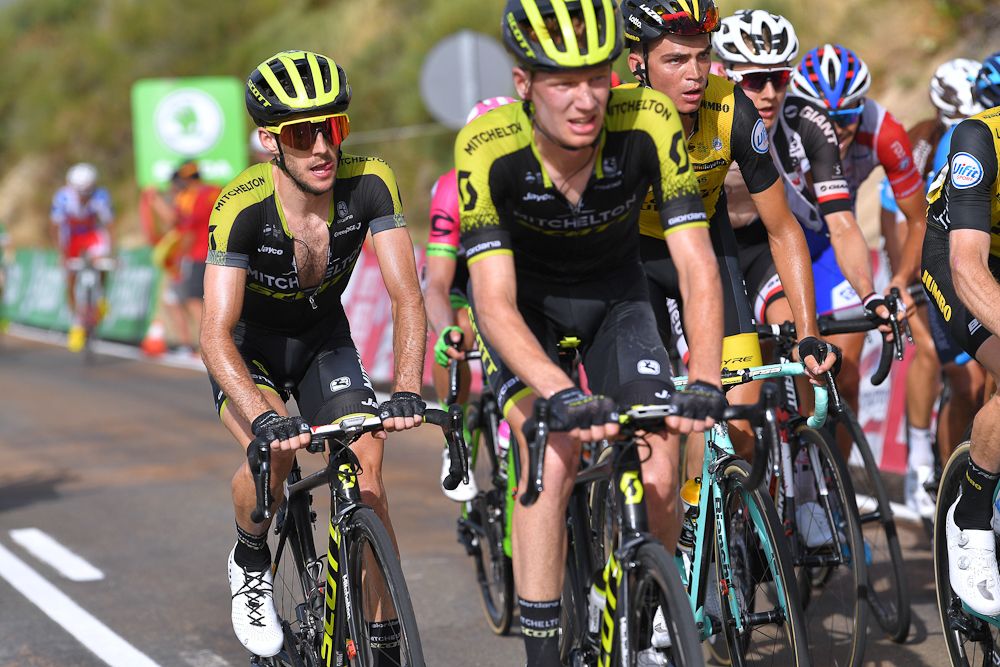 Simon Yates rides into the overall race lead during stage 9 at the Vuelta
