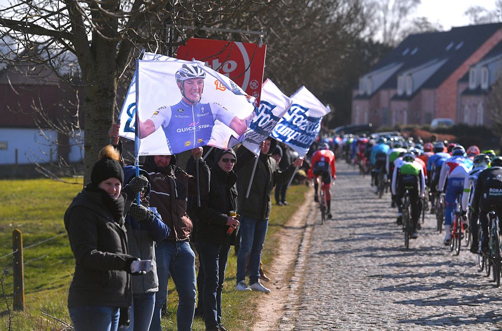 Omloop Het Nieuwsblad Elite on the cobbles