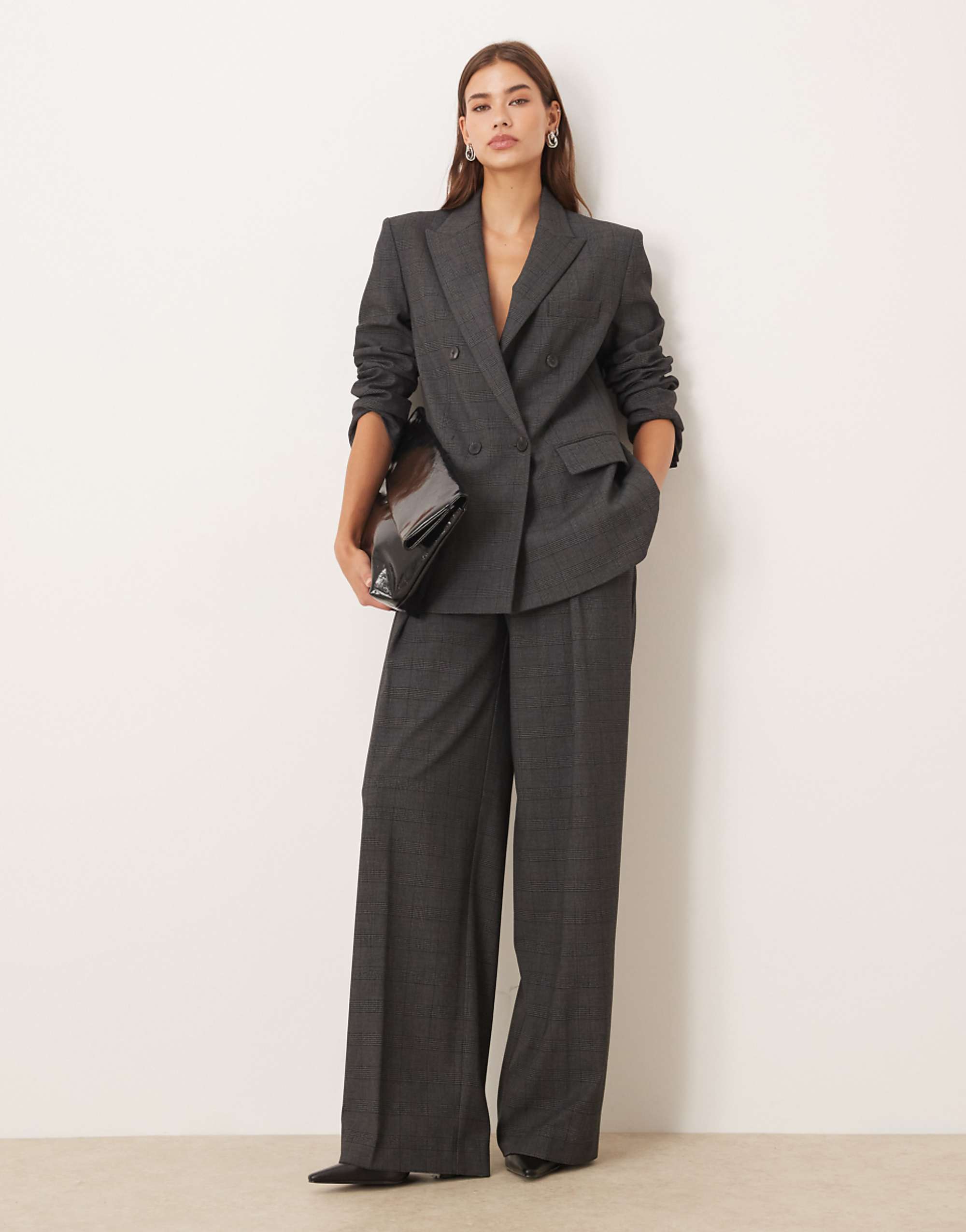 Mango Teriyaki Pleat Detail Tailored Pants in Gray Plaid