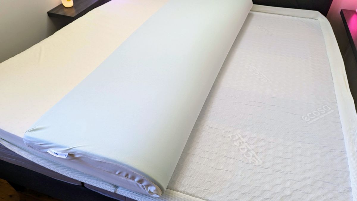 Ecosa Pure mattress with top layer folded back