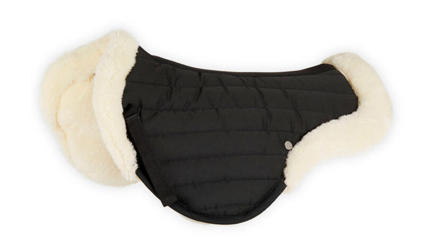 Fouganza synthetic sheepskin horse saddle pad 900