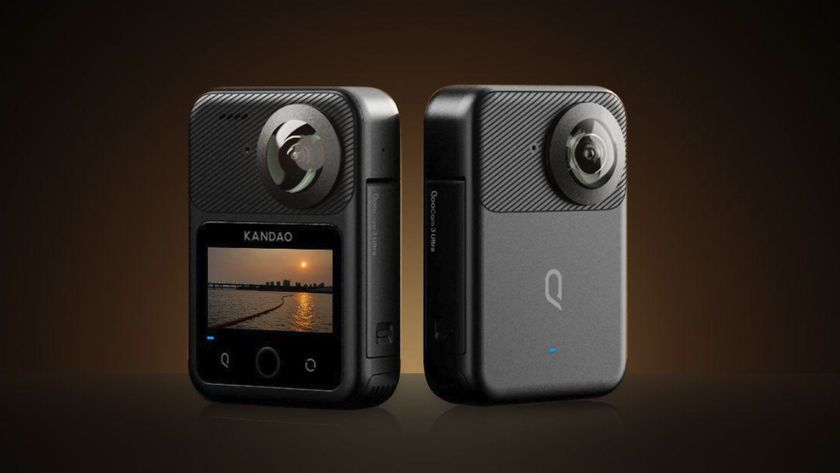 Both sides of the Kandao QooCam 3 Ultra on a yellow background