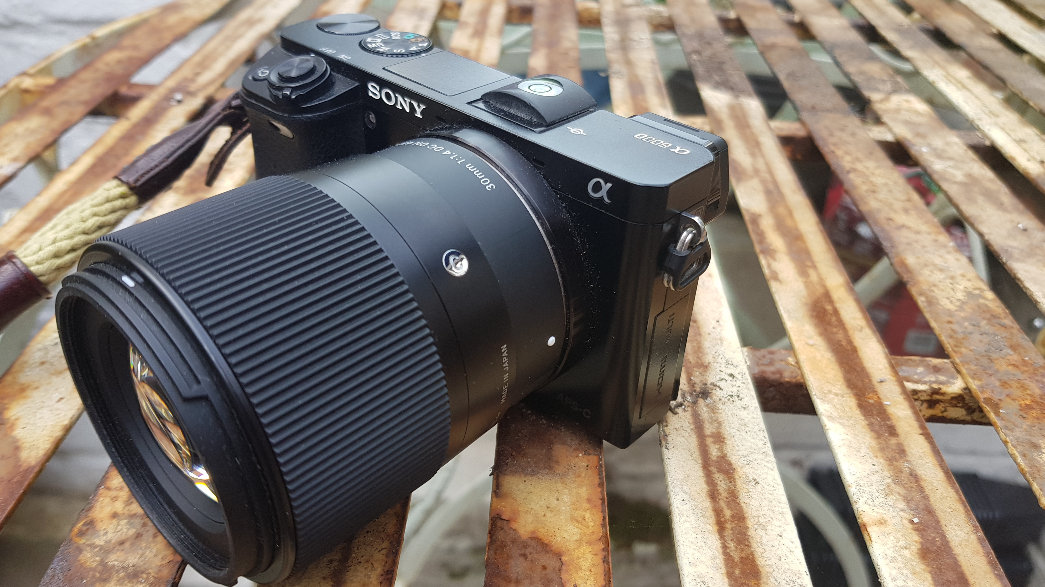 sony a6000 streaming lens