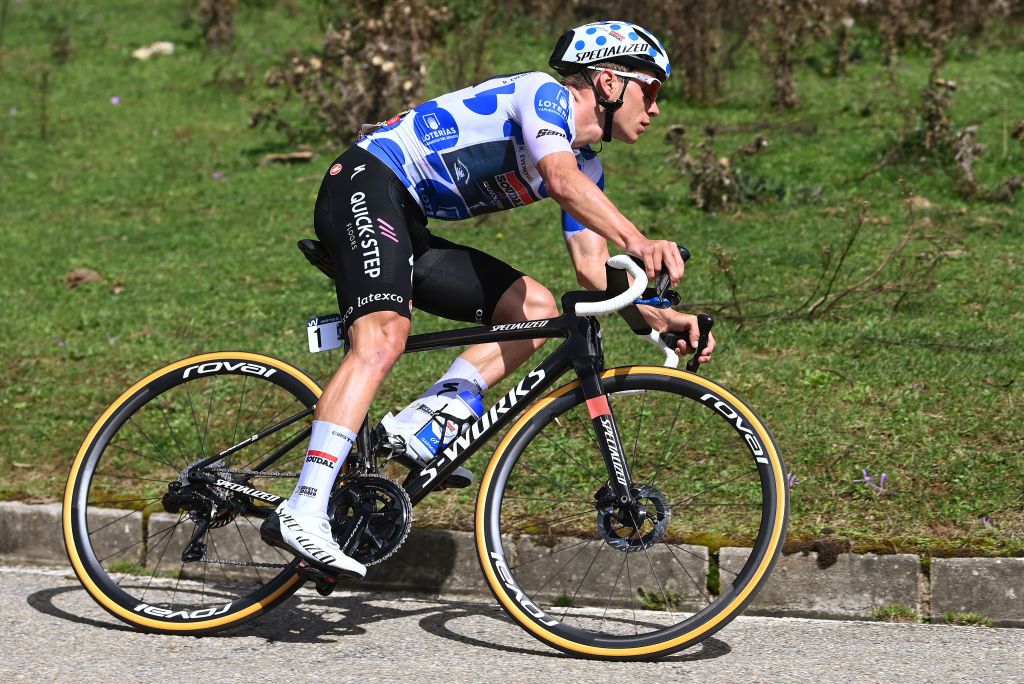 LACRUZDELINARES SPAIN SEPTEMBER 14 Remco Evenepoel of Belgium and Team Soudal Quick Step Polka dot Mountain Jersey competes during the 78th Tour of Spain 2023 Stage 18 a 1789km stage from Pola de Allande to La Cruz de Linares 840m UCIWT on September 14 2023 in La Cruz de Linares Spain Photo by Tim de WaeleGetty Images