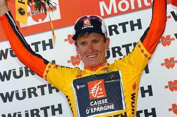 Vladimir Efimkin (Caisse d'Epargne) now in yellow