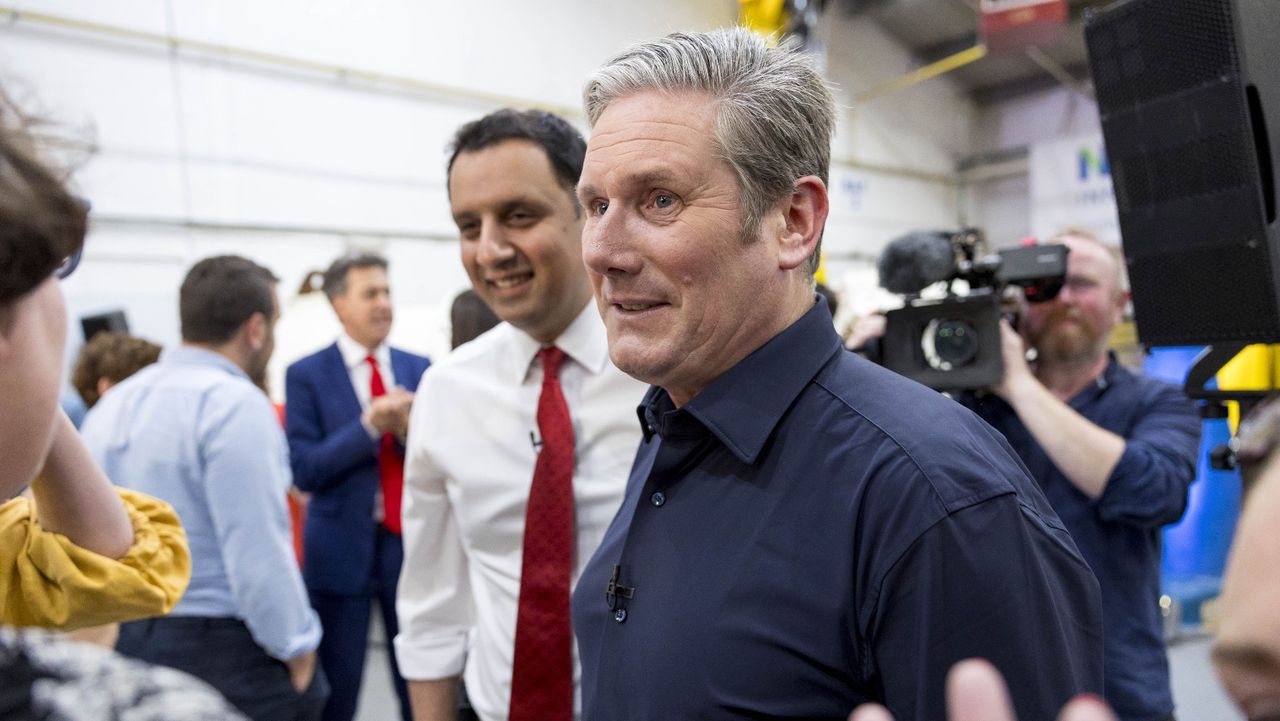 Keir Starmer prepares to announce the party’s energy plans in Edinburgh 