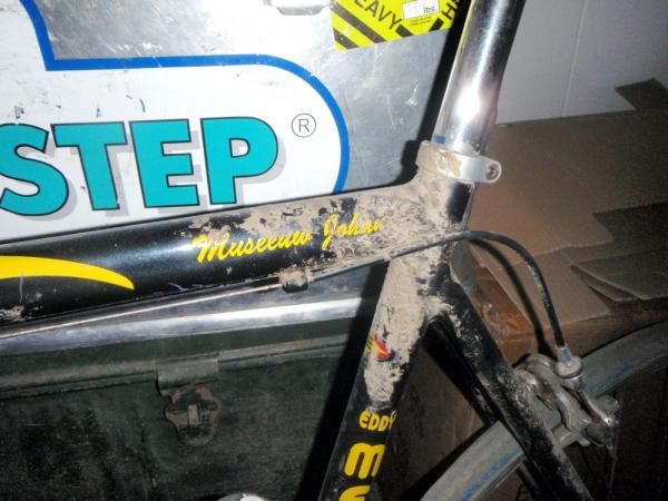 Museeuw's bike remains caked in the mud picked up during the 2002 Paris-Roubaix