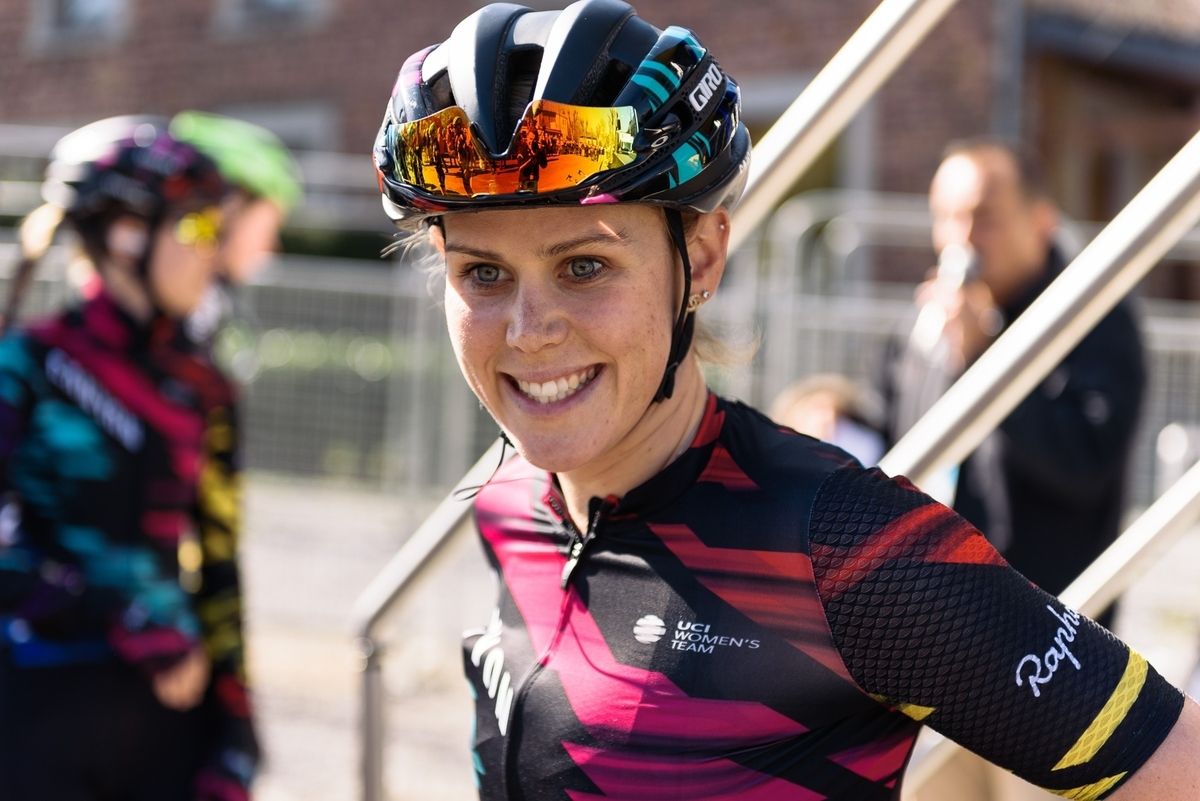 A smiling Tiff Cromwell (Canyon-SRAM)