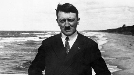 141217-hitler-beach.jpg