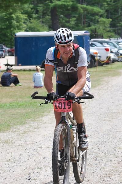 Gerry Pflug maintains his series lead by taking second place at the Hampshire 100