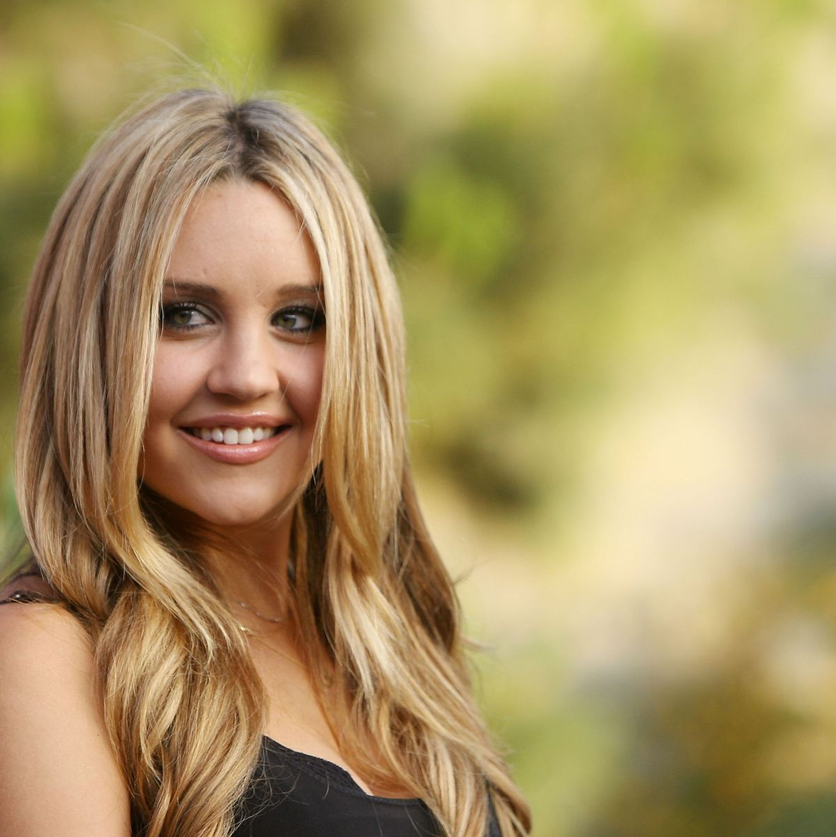 Amanda Bynes Just Made a Rare Public Outing and She Looks Completely  Different | Marie Claire