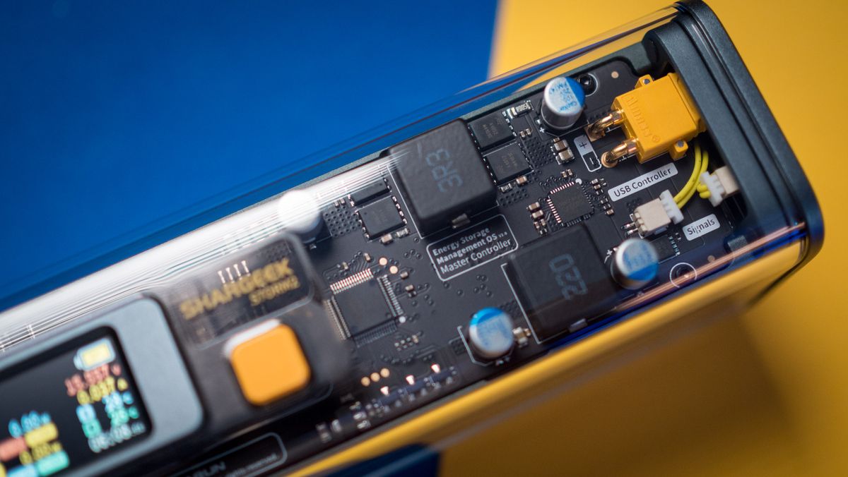 Shargeek's Storm 2 is a 100W power bank with a see-through design