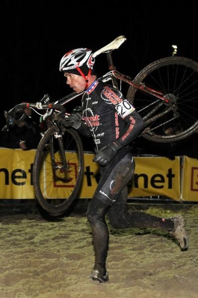 Jonathan Page (Planet Bike) was the first American finisher at 15th place.