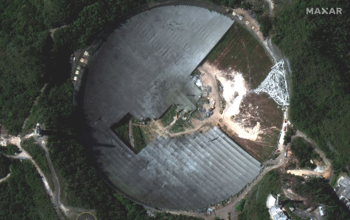 Cleanup Of Arecibo Observatory's Collapsed Radio Telescope Seen From ...