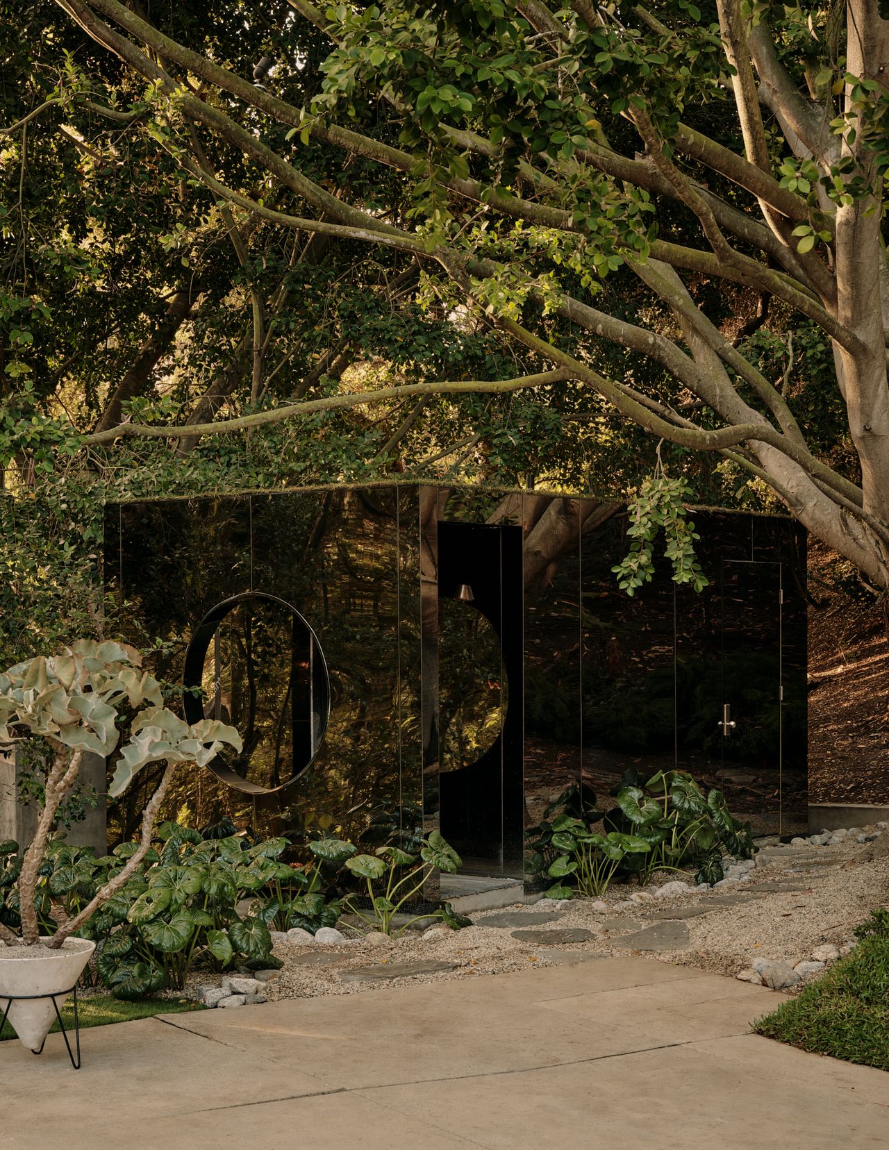 exterior of hollywood home