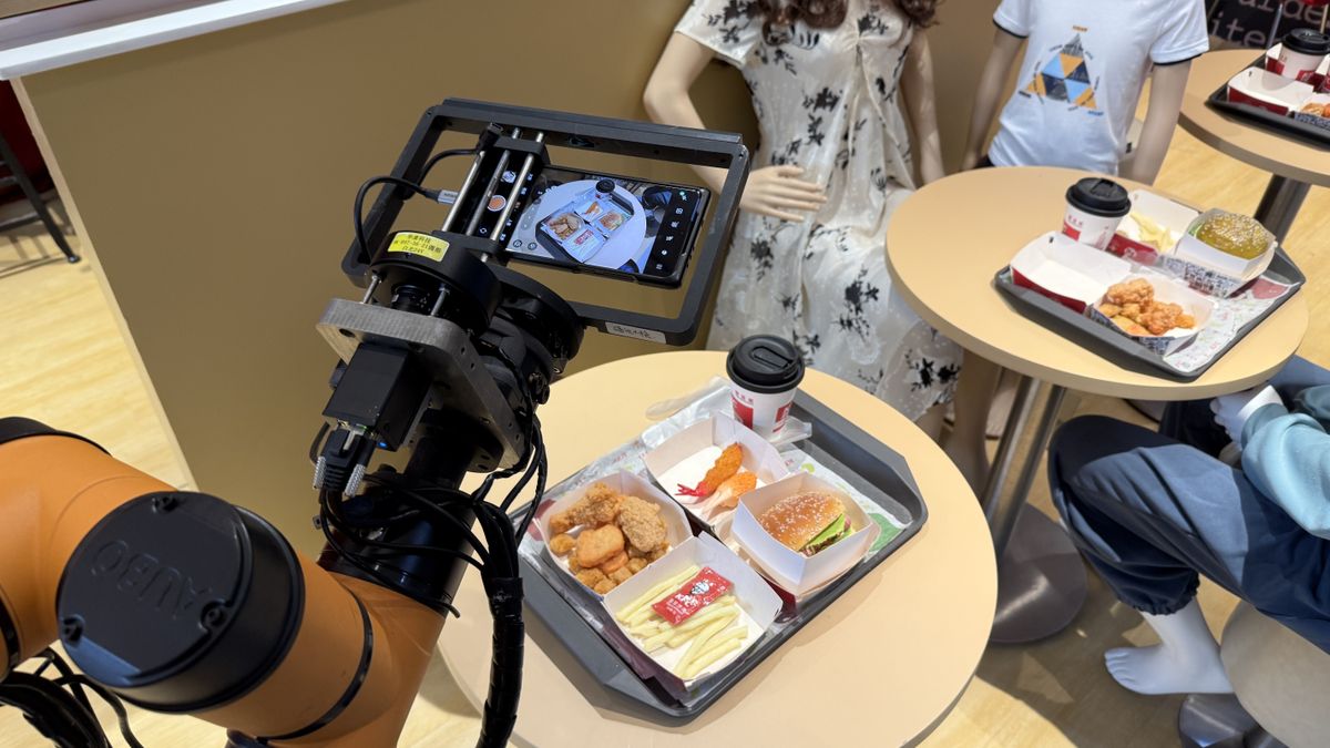 Pictures of the OnePlus camera testing facility in China