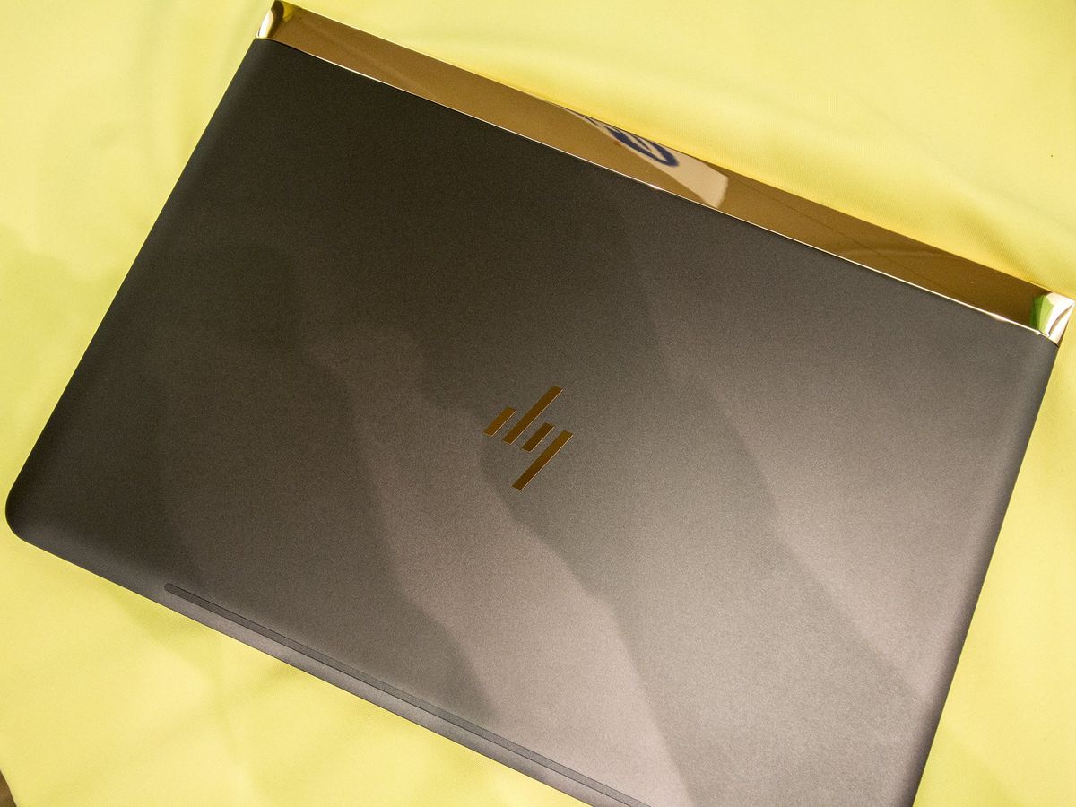 HP Spectre top closed