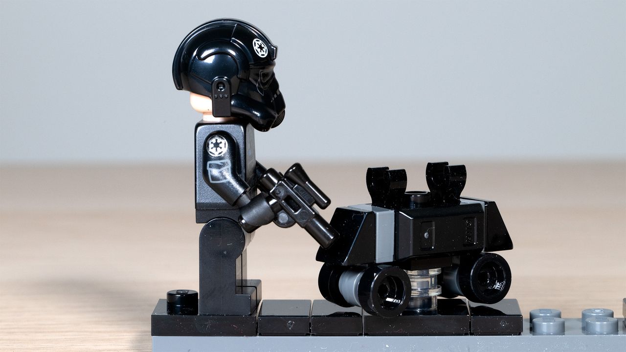 Lego TIE Interceptor TIE Pilot Minifigure and Mouse Droid, side view