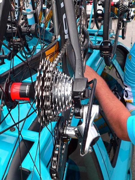 Astana's BMC SLC01 Pro Machine frames