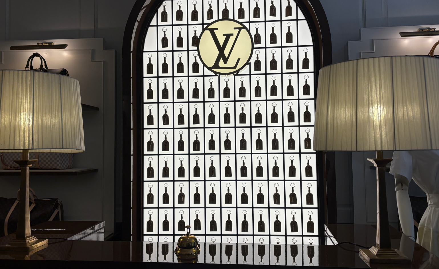 louis vuitton hotel pop-up