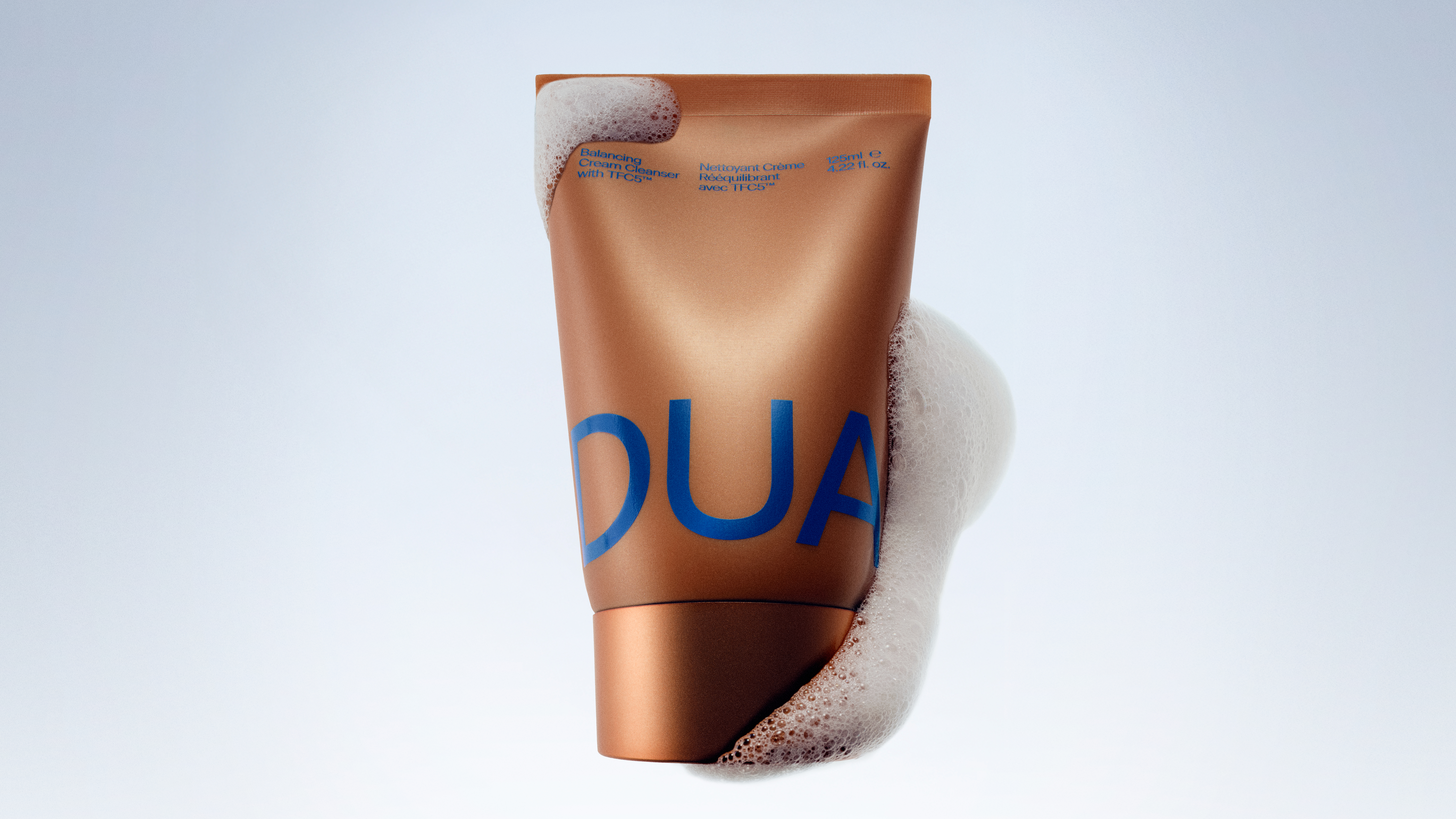 DUA Powered by Augustinus Bader Balancing Cream Cleanser
