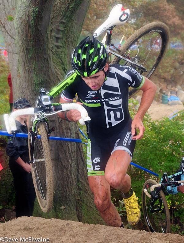 Jamey Driscoll (Cannondale p/b Cyclocrossworld) on the granite steps