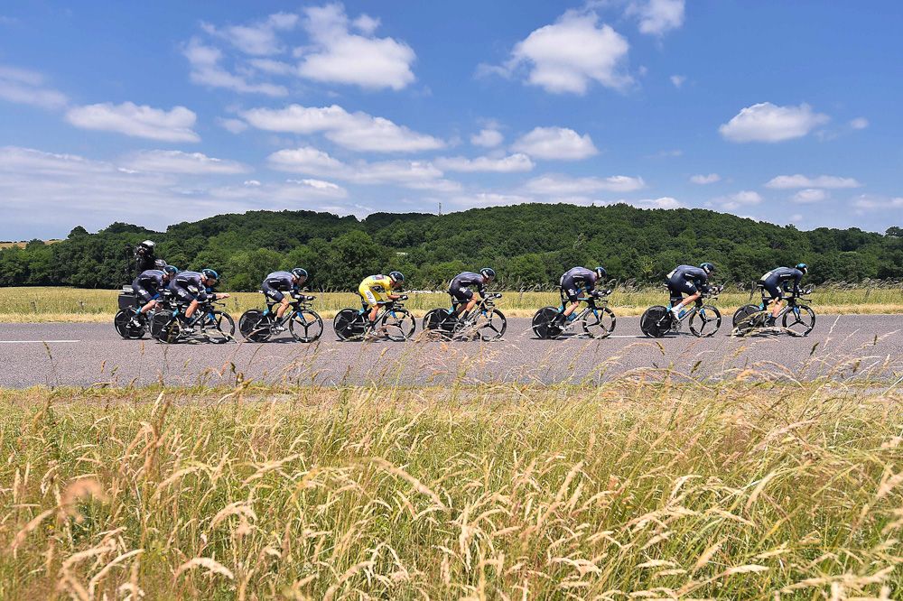 Team Sky's full line-up power along the Dauphine TTT course.